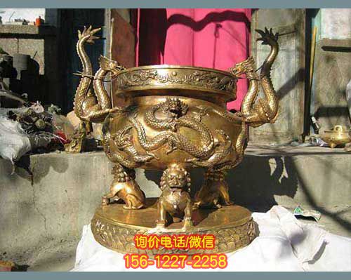 園林裝飾雕塑:以黃銅浮雕獅子形象給您帶來獨特的視覺享受 園林裝飾雕塑:以黃銅浮雕獅子形象給您帶來獨特的視覺享受