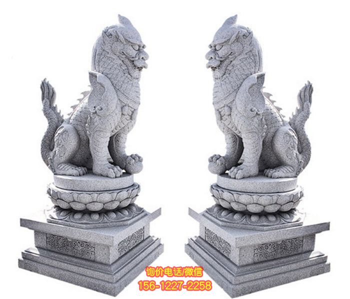 庭院寺廟石雕坐著蓮花石雕上面的麒麟雕塑 庭院寺廟石雕坐著蓮花石雕上面的麒麟雕塑