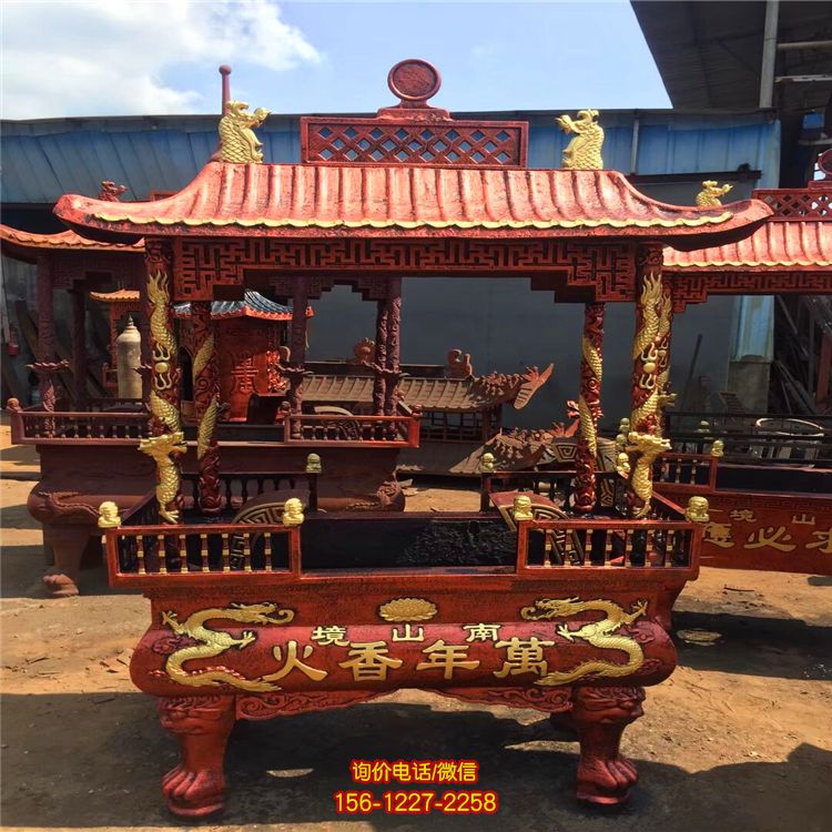 景區(qū)佛教寺院擺放進香燒紙香爐 景區(qū)佛教寺院擺放進香燒紙香爐