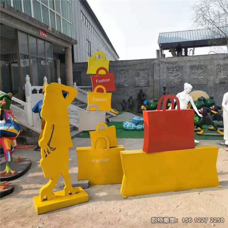 玻璃鋼購(gòu)物人物雕塑 步行街人物雕塑 玻璃鋼購(gòu)物人物雕塑 步行街人物雕塑