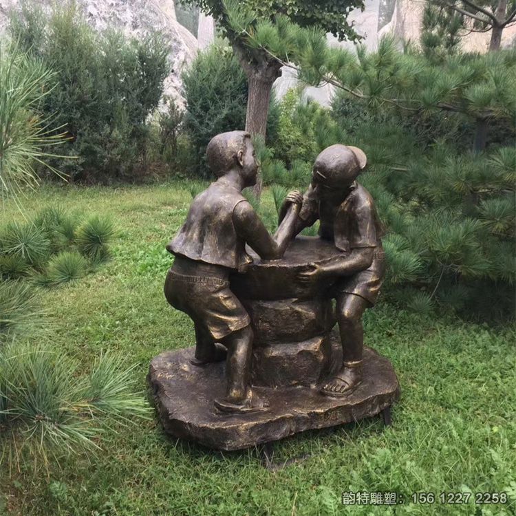 掰手腕雕塑03 掰手腕雕塑03