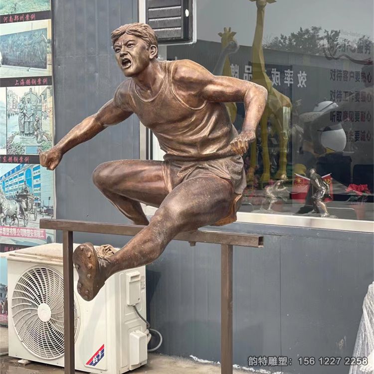 玻璃鋼跨欄運(yùn)動員雕塑,體育運(yùn)動主題雕塑加工定做 玻璃鋼跨欄運(yùn)動員雕塑,體育運(yùn)動主題雕塑加工定做