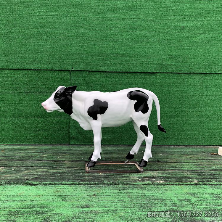 奶牛雕塑143 奶牛雕塑143