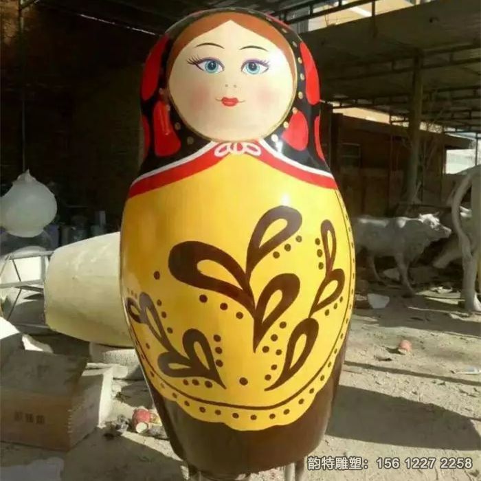 套娃雕塑01 套娃雕塑01