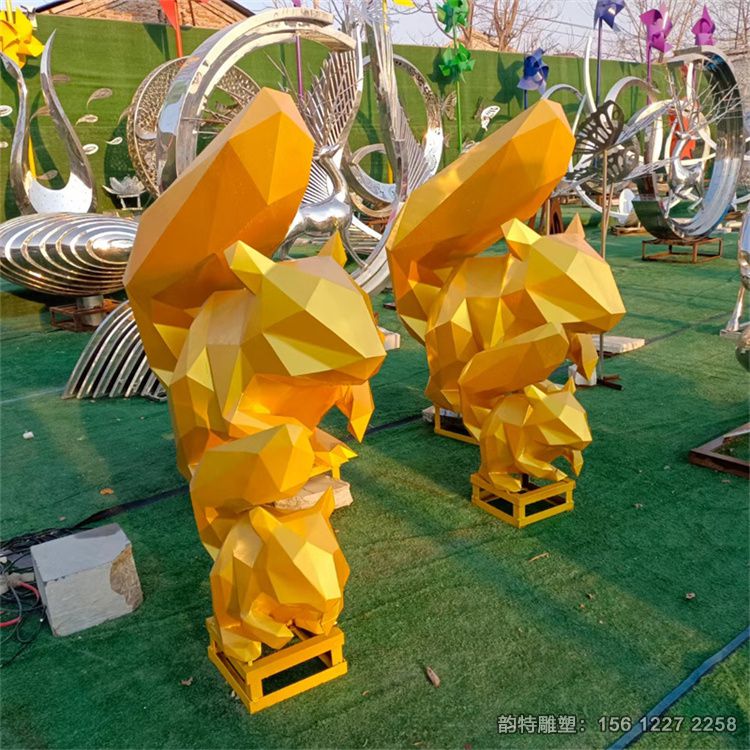 松鼠雕塑19 松鼠雕塑19