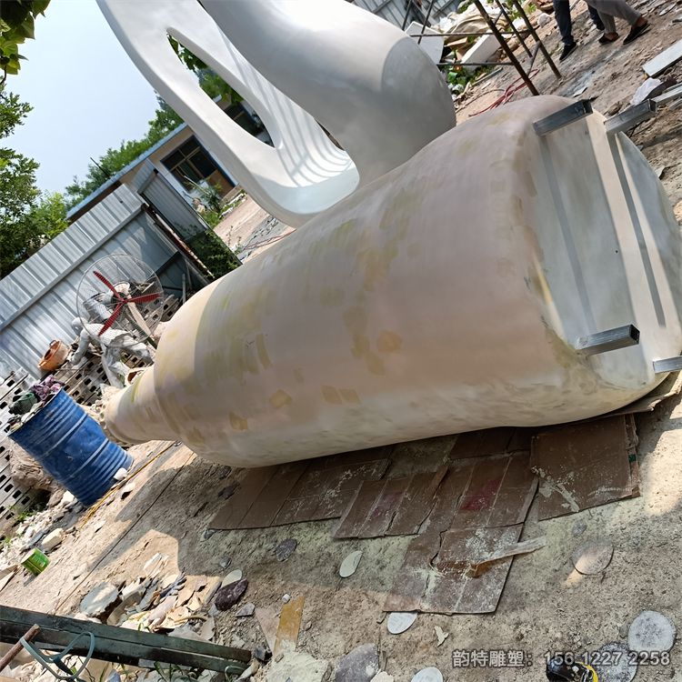 瓶子雕塑55 瓶子雕塑55