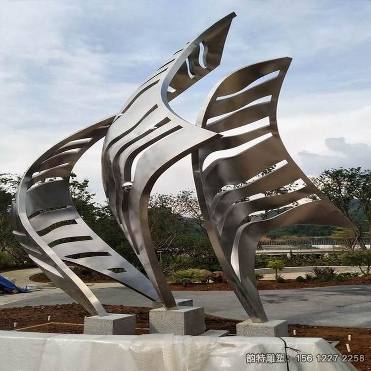 船雕塑03 船雕塑03