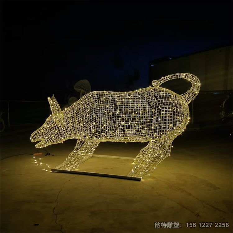 發光鏤空牛雕塑 不銹鋼絲編織動物雕塑 發光鏤空牛雕塑 不銹鋼絲編織動物雕塑