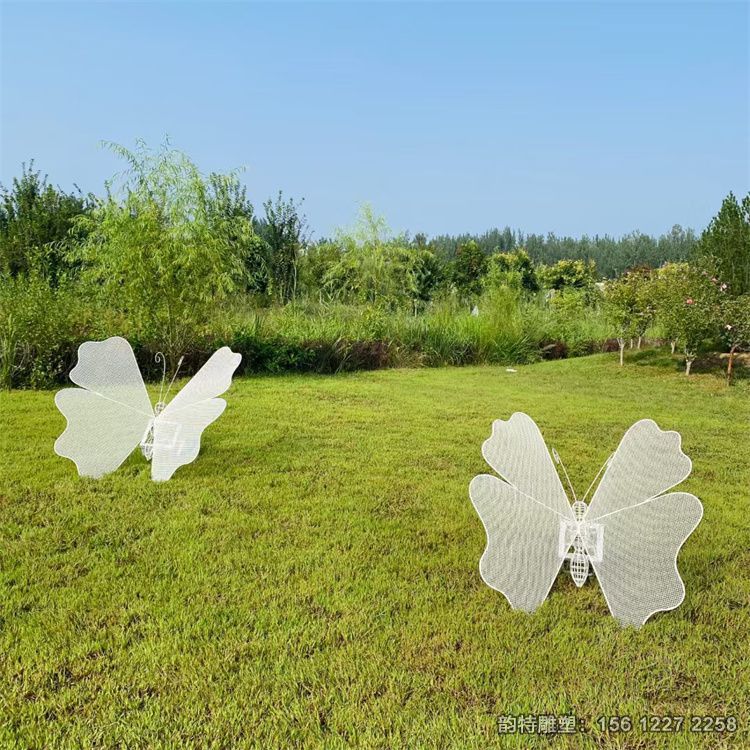 鏤空蝴蝶雕塑實(shí)物圖 公園不銹鋼蝴蝶雕塑 鏤空蝴蝶雕塑實(shí)物圖 公園不銹鋼蝴蝶雕塑